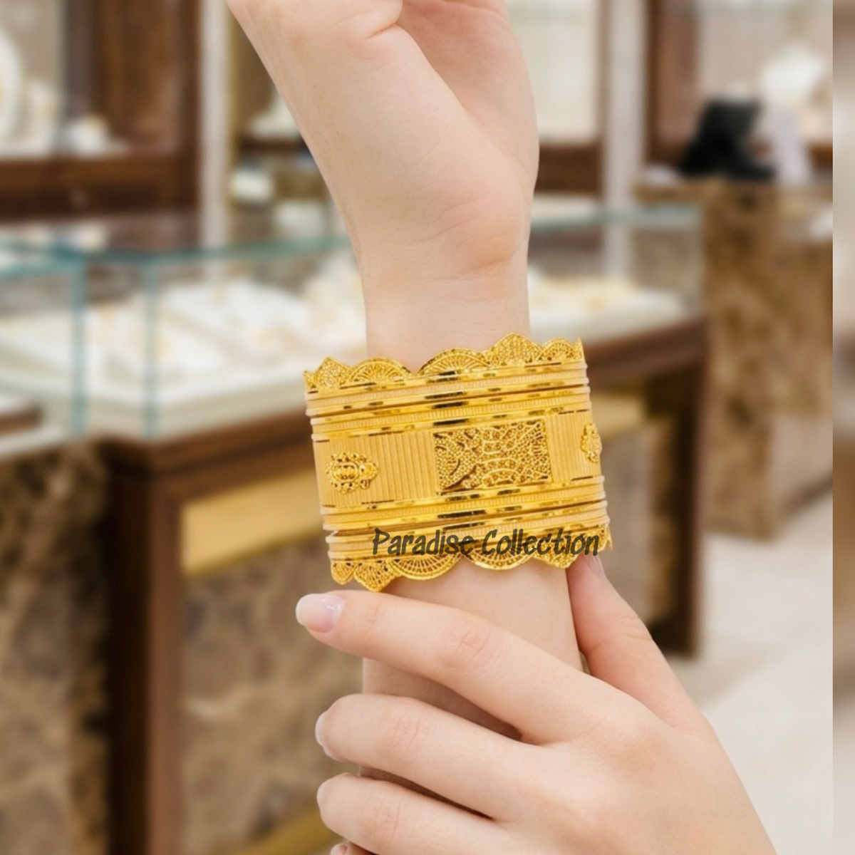 Premium Fashion Bangles for Her – Classy Design with Exquisite Jewellery Packaging