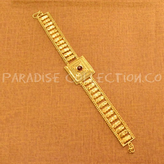 Fashionable Women's Bracelet with Free Jewelry Box –